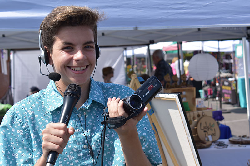 Student creates comedy  improv news show
