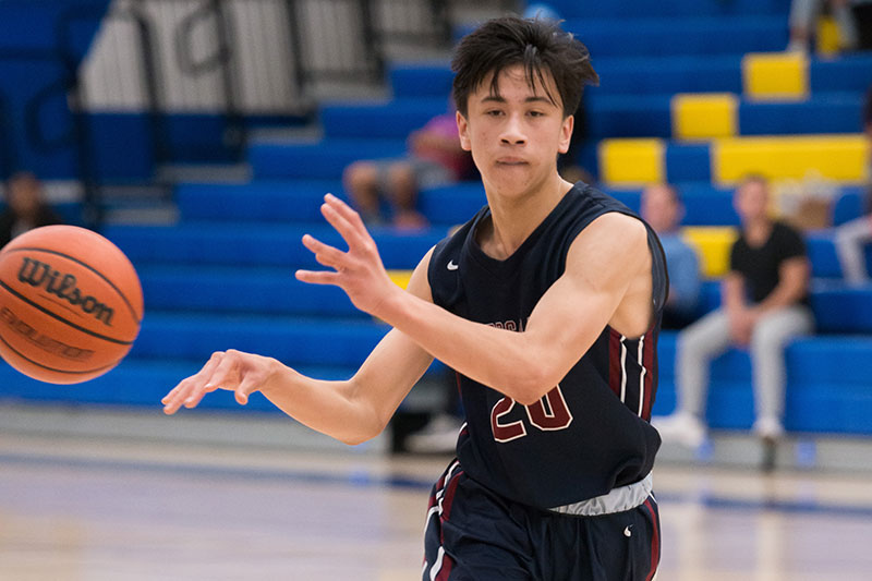 SRHS boys fall to SDHS 50-63