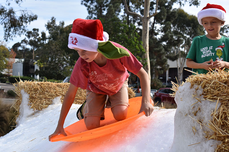 WD-40 holds festive event