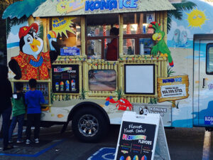 MREMovieNight_FoodTruck