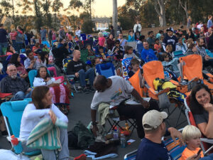 MREMovieNight_crowd
