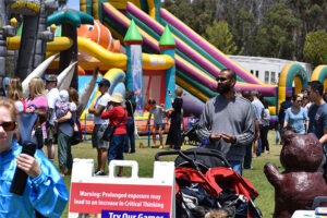 CommunityFairCrowd