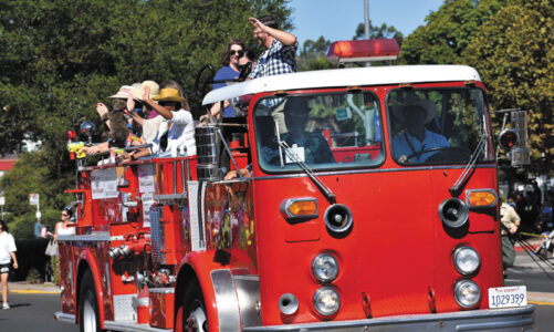 Rotary plans Poway parade
