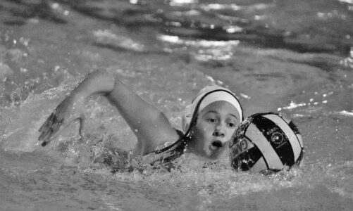 Water polo in black & white