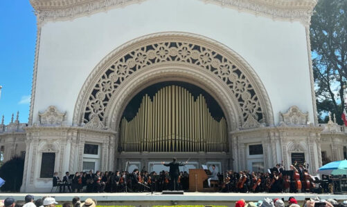 Orchestra performs at Organ Pavilion