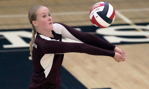 SRHS VB team preps for next match