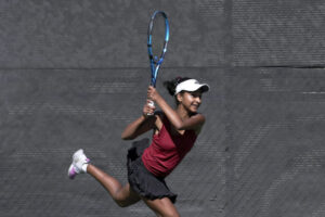 Womens tennis team narrowly misses title