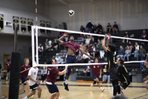 SRHS volleyball team starts with two wins