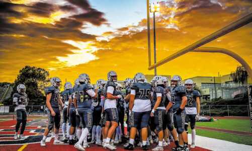 COLORFUL FALL SPORTS