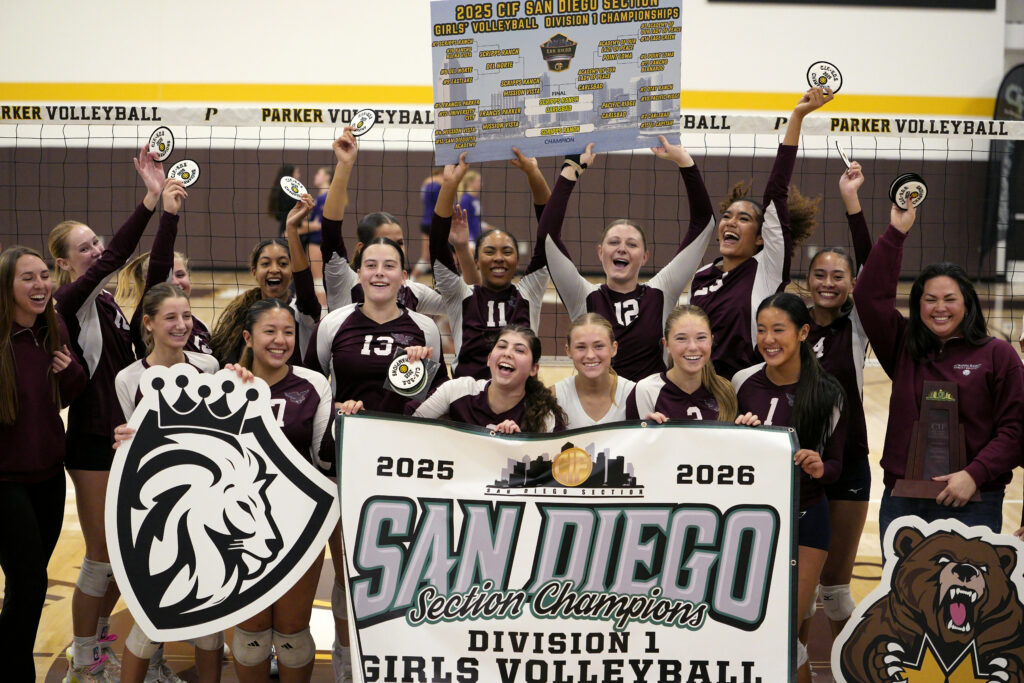 Volleyball team wins cif-sds division 1