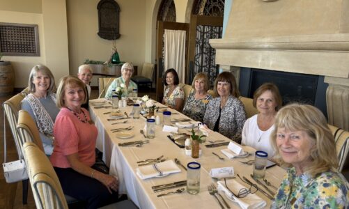 Club welcomes new members, nominates new board